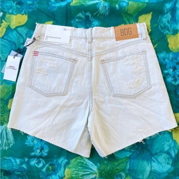 Urban Outfitters | BDG Dropped Waist Distressed Destroy Denim Short Light Blue - Picture 6 of 11